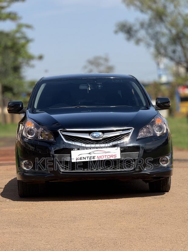 Subaru Legacy 2011 Black
