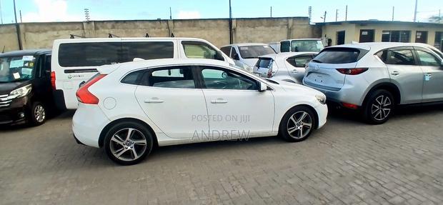Volvo V40 T5 AWD 2015 White