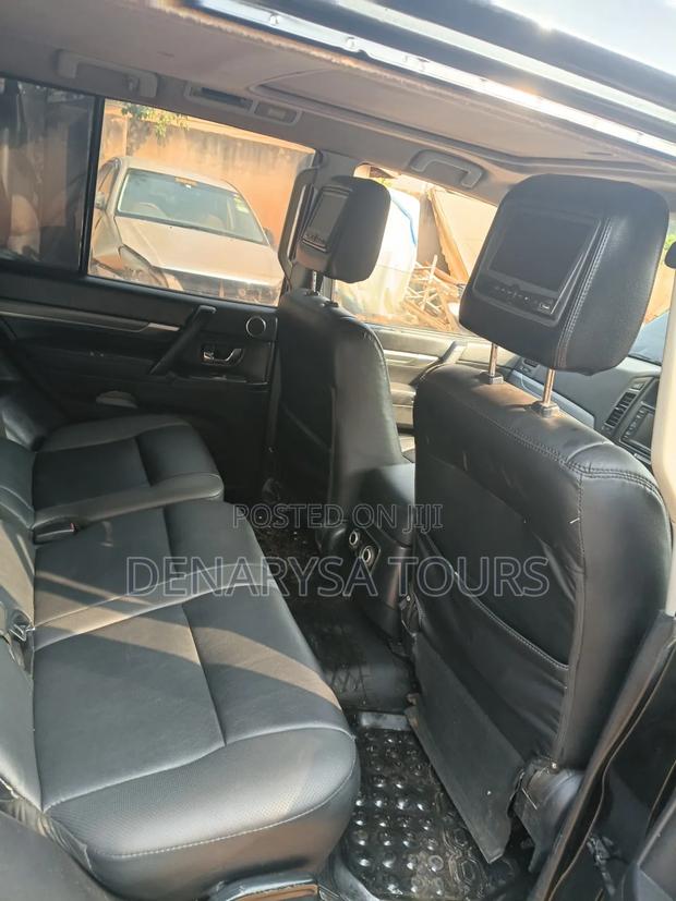 Mitsubishi Pajero 2013