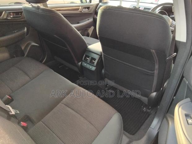 Subaru Legacy 2016 Black