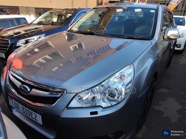 Subaru Legacy 2011 Gray