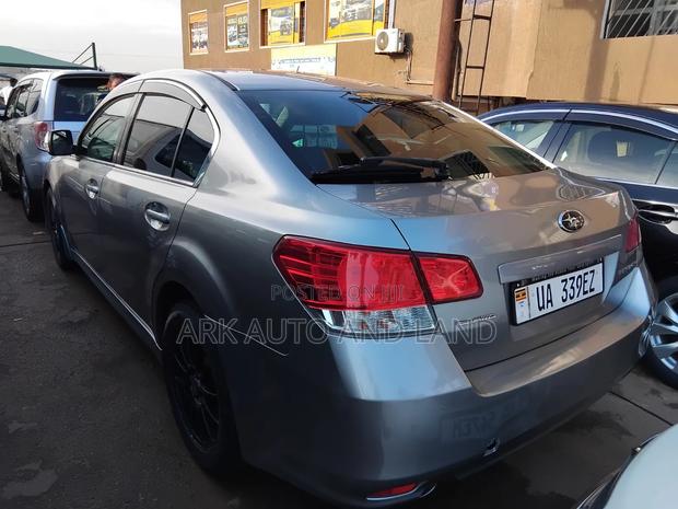 Subaru Legacy 2011 Gray