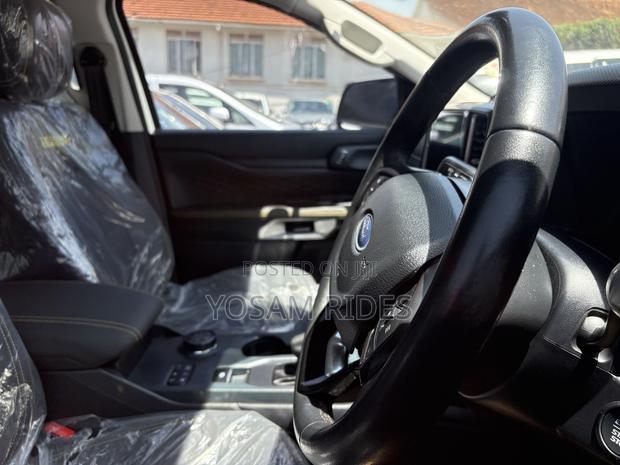 Ford Ranger Wildtrak 2023 White