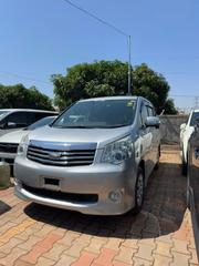 Toyota Noah 2013 Silver for sale