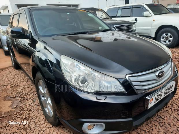 Subaru Outback 2012 Black