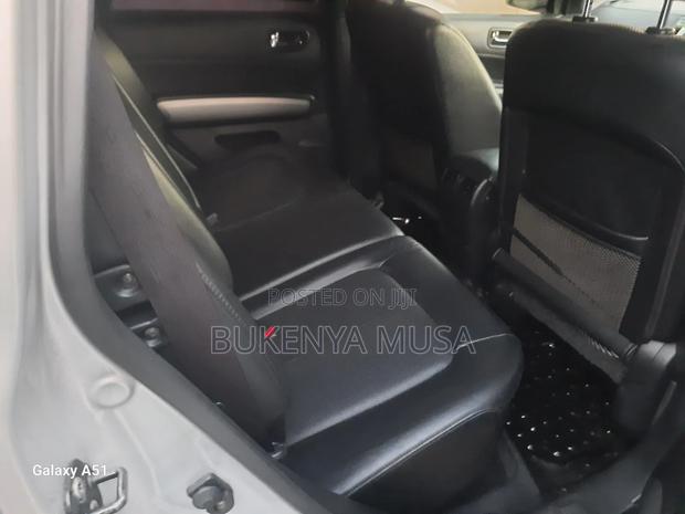 Nissan X-Trail 2011 Silver