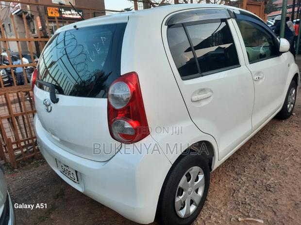Toyota Passo 2012 White