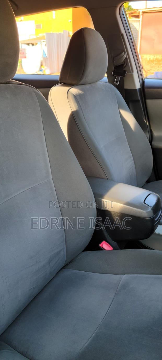 Toyota Mark X Zio 2.4 FWD (7 seater) 2010 Black