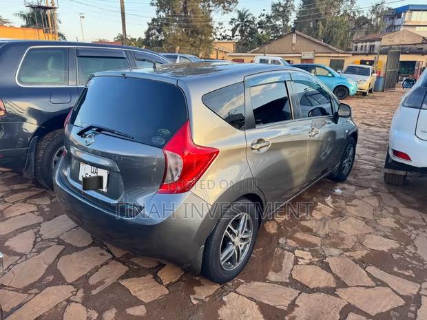Nissan Note 2012 Gray