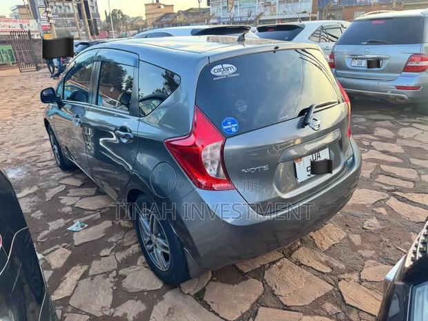 Nissan Note 2012 Gray