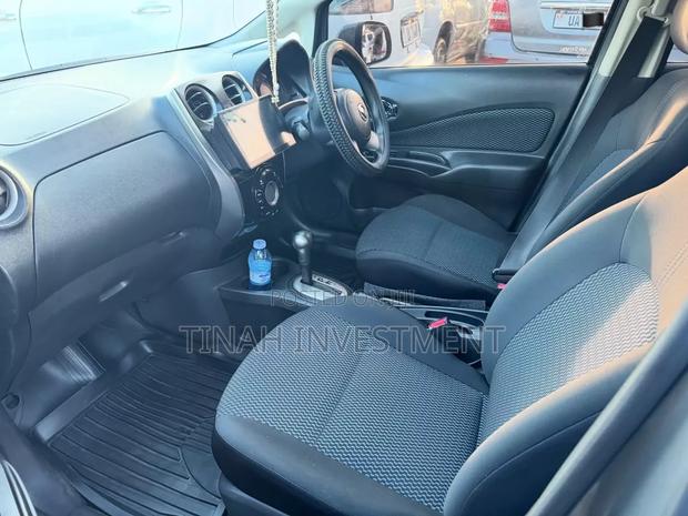 Nissan Note 2012 Gray