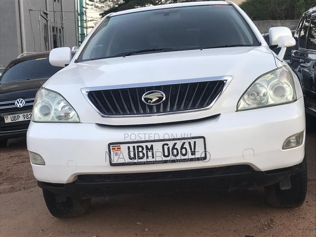 Toyota Harrier 2008 White