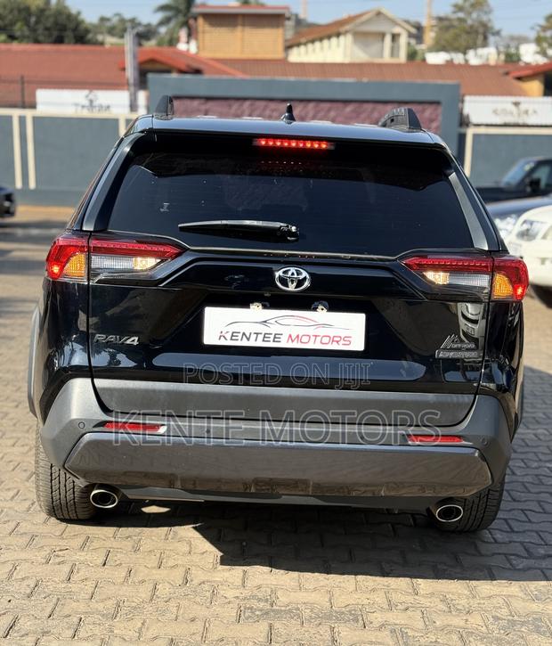 Toyota RAV4 TRD Off Road 2022 Black