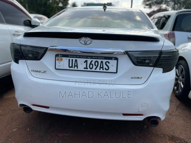 Toyota Mark X 2013 White