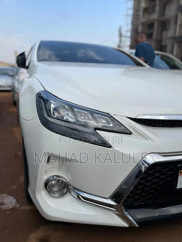 Toyota Mark X 2013 White