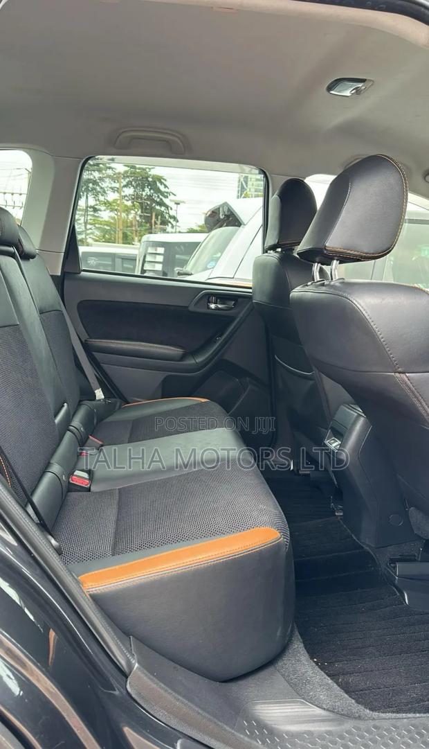 Subaru Forester 2017 Gray