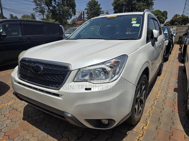 Subaru Forester 2014 Pearl