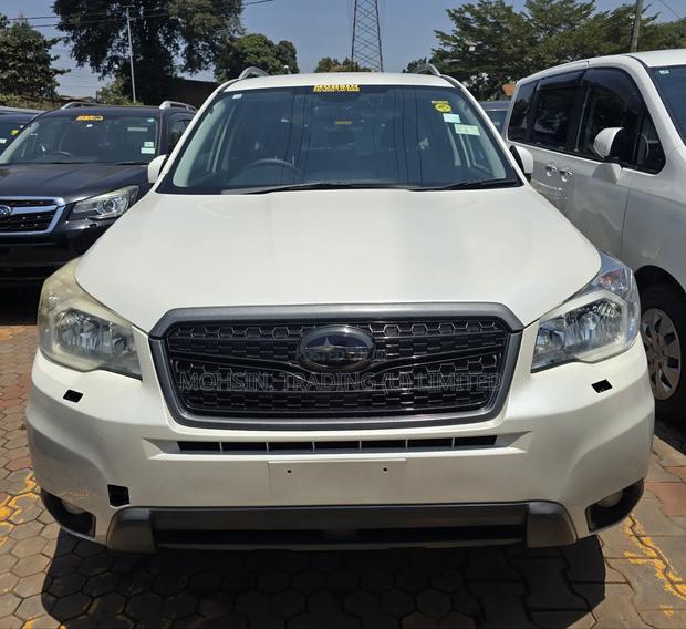 Subaru Forester 2014 Pearl