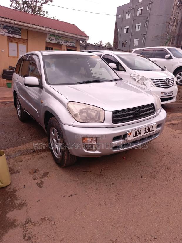 Toyota RAV4 Automatic 2003 Silver