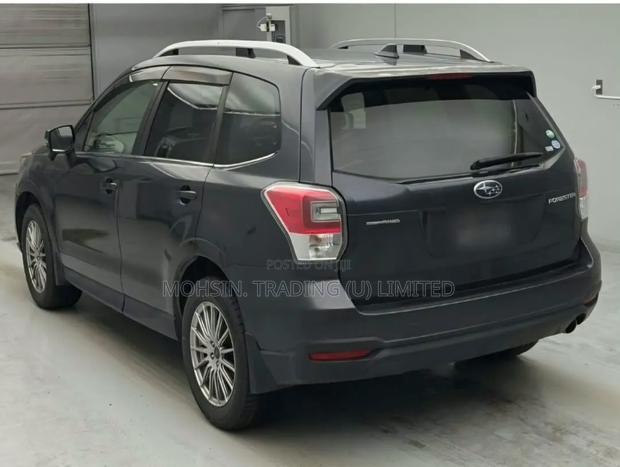 Subaru Forester 2016 Gray
