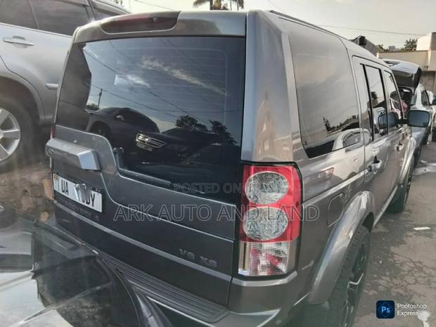 Land Rover Discovery 2017 Gray