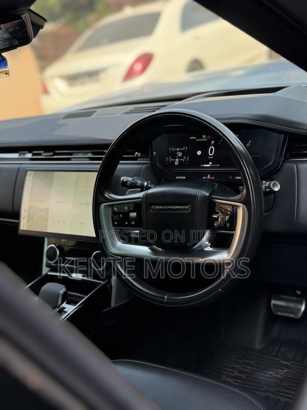 Land Rover Range Rover Vogue 2023 Silver