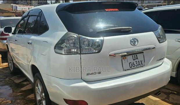 Toyota Harrier 2009 White