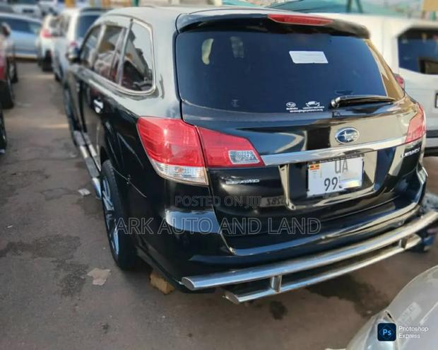 Subaru Outback 2012 Black