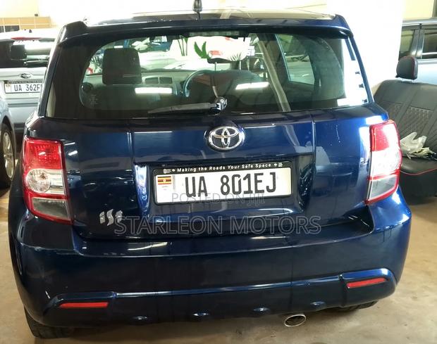 Toyota IST 2011 Blue
