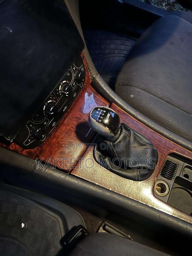 Mercedes-Benz C200 2004 Silver