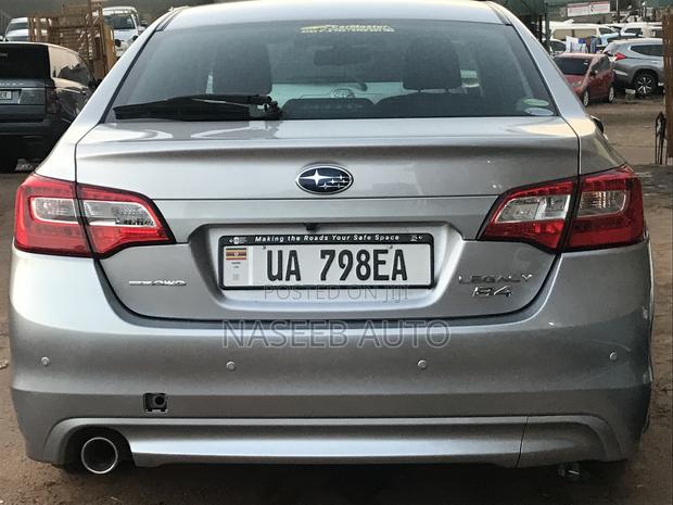 Subaru Legacy 2016 Silver