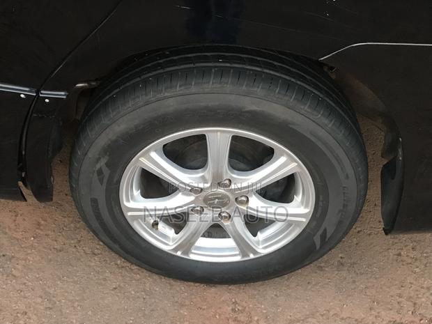 Toyota Noah 2012 Black