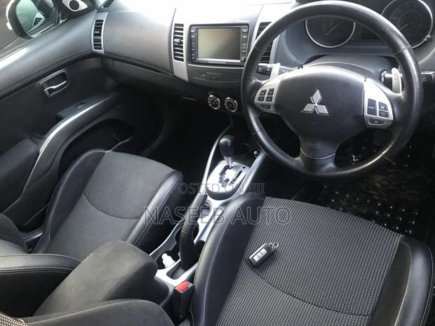 Mitsubishi Outlander 2010 Black
