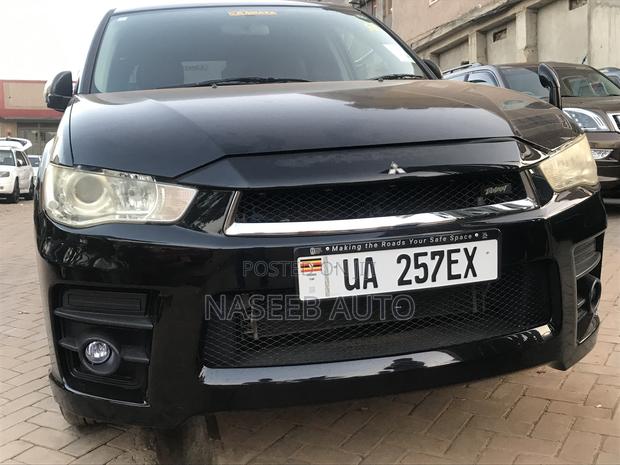 Mitsubishi Outlander 2010 Black
