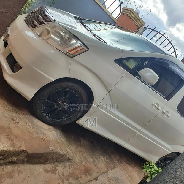 Toyota Alphard 2002 White