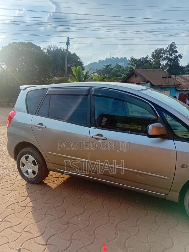 Toyota Corolla Spacio 2004 Silver