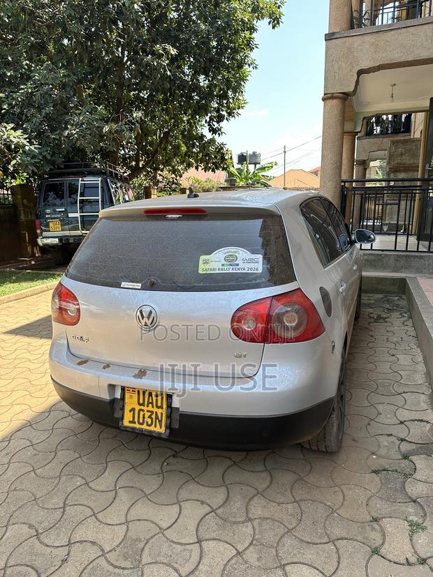 Volkswagen Golf 2005 Silver
