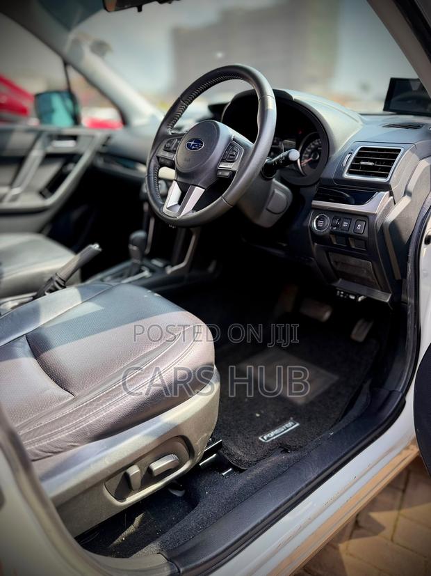 Subaru Forester 2.5i Premium AWD 2016 White