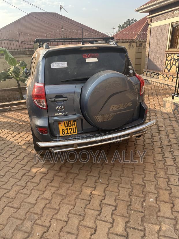 Toyota RAV4 2006 Blue
