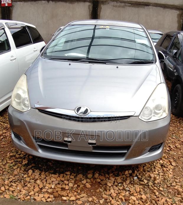 Toyota Wish 2009 Gray