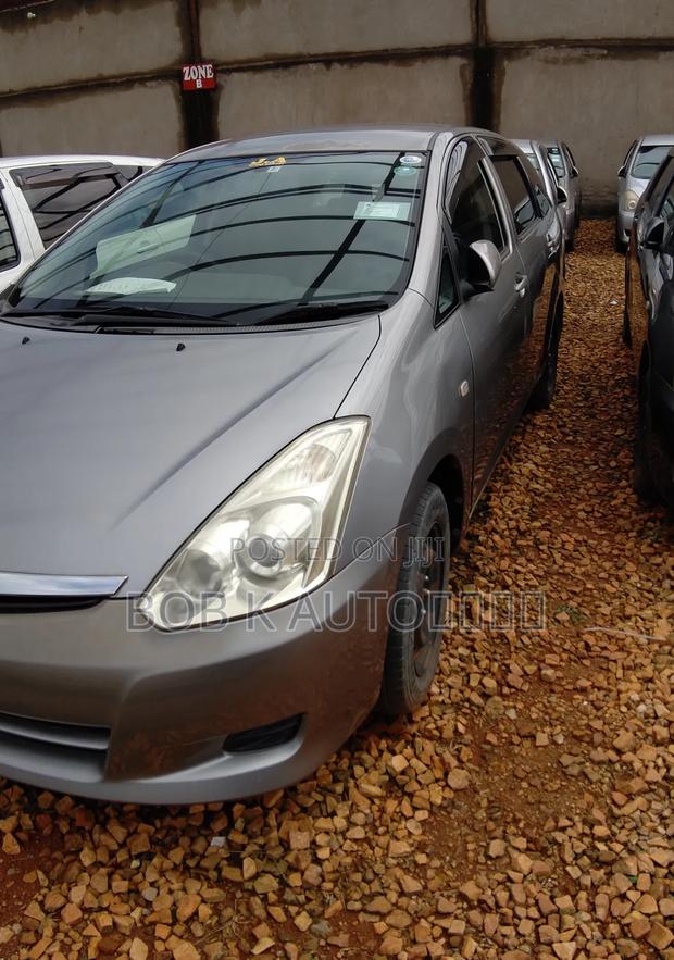 Toyota Wish 2009 Gray