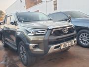 Toyota Hilux 2015 Green for sale