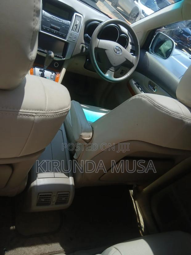 Toyota Harrier 2012 White