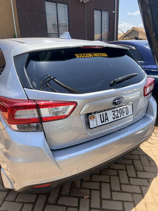 Subaru Impreza 2.0i AWD 2017 Silver