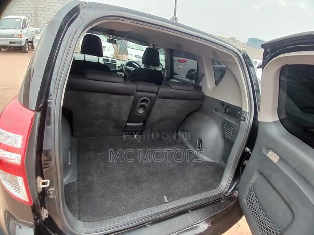 Toyota RAV4 2011 Black
