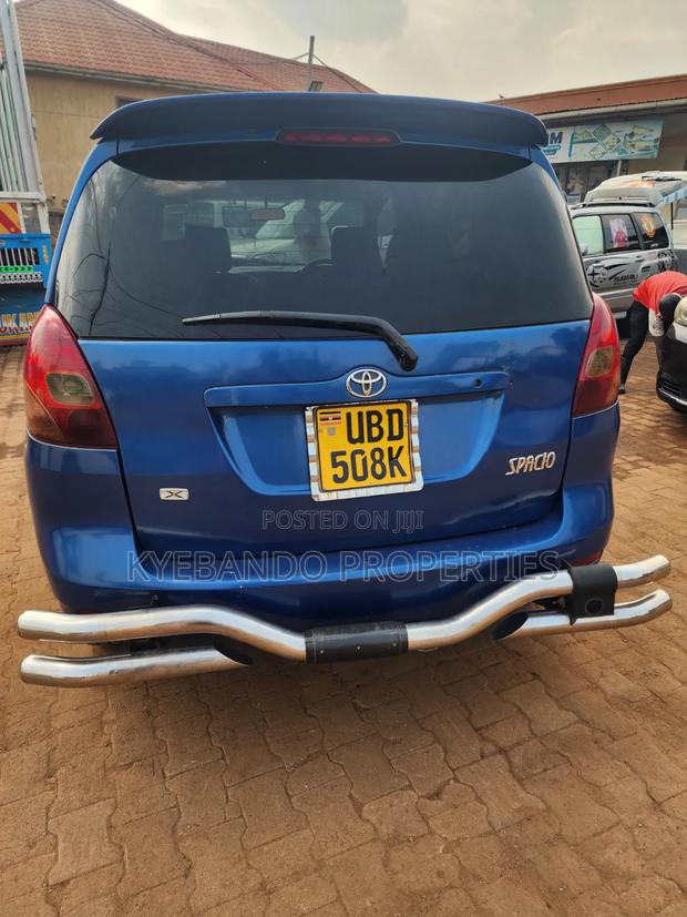 Toyota Corolla Spacio 2004 Blue