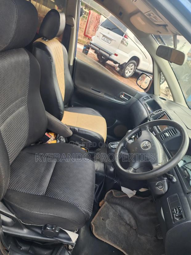 Toyota Corolla Spacio 2004 Blue