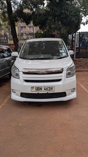 Toyota Noah 2008 White for sale