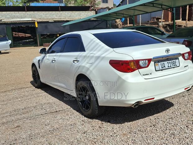 Toyota Mark X 2013 White