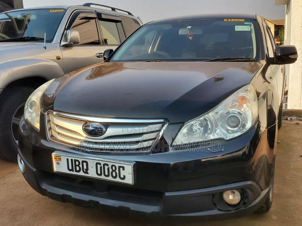 Subaru Outback 2012 Black
